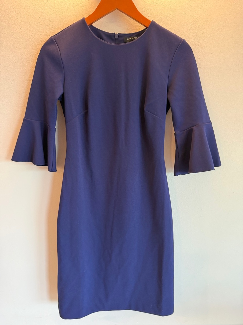 Banana Republic Purple Blue Bell‎ Sleeve Sheath Dress Size 0 Crew Neck Mini